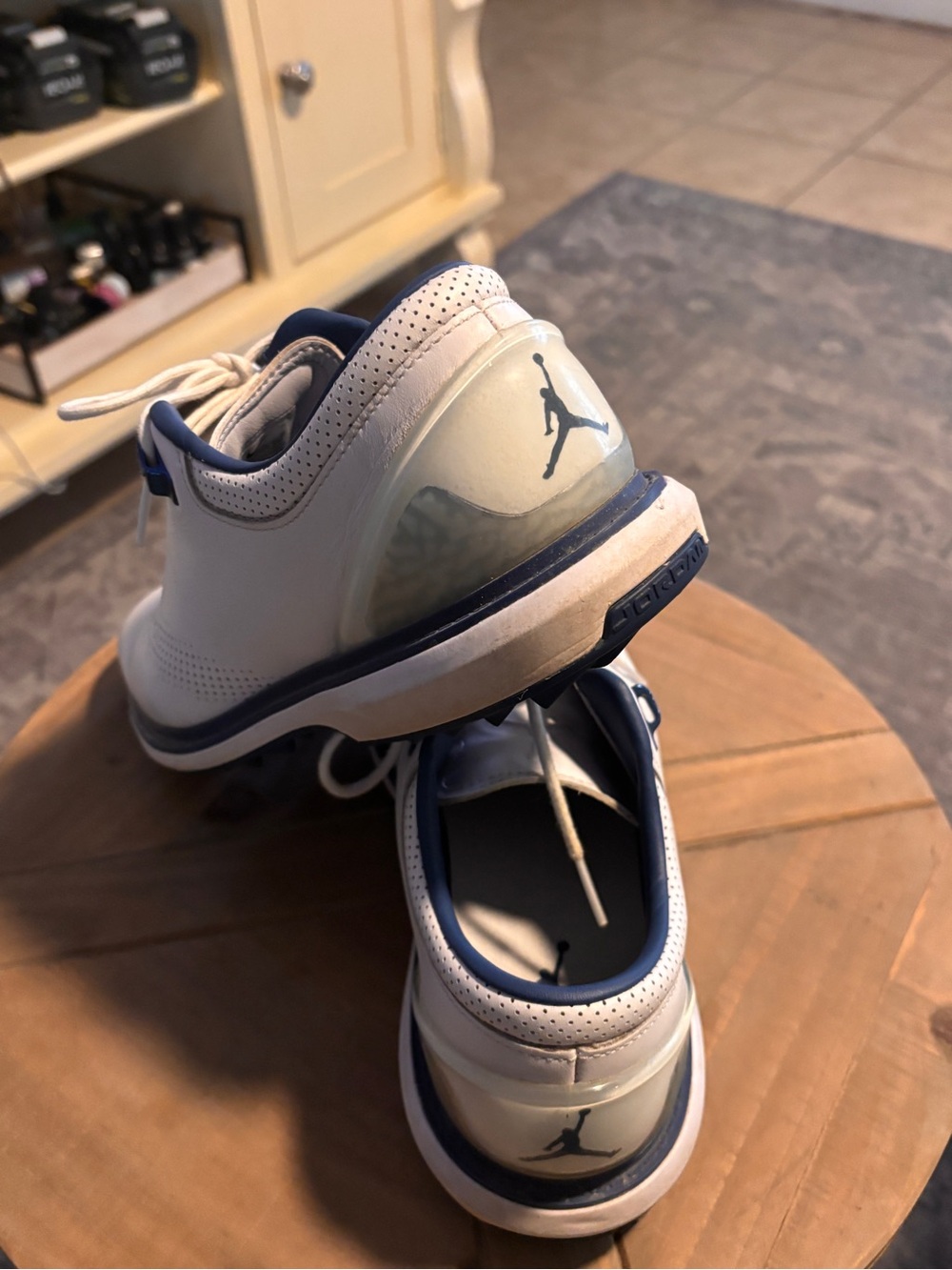 Jordan ADG 4 Golf White / Blue Men’s size 9